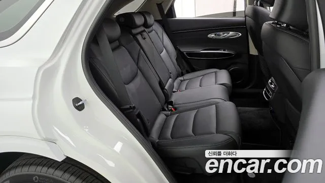 Genesis GV70 2023 Белый из Кореи, фото 3