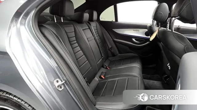 Mercedes-Benz E-Class W213 2019 Серый из Кореи, фото 3