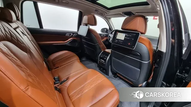 BMW X7 (G07) id 2890087 из Кореи 3