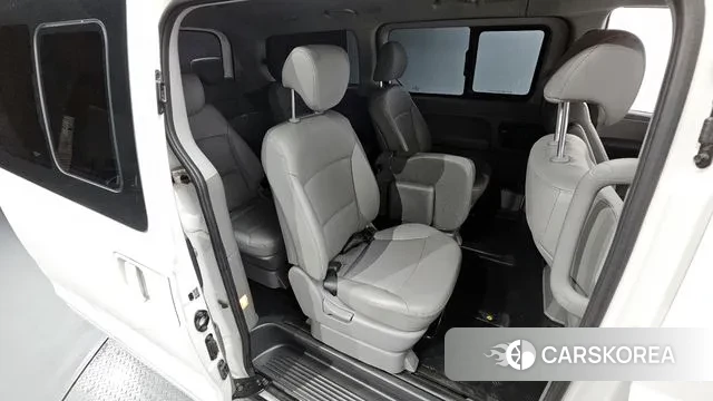 Hyundai The New Grand Starex 2019 Белый из Кореи, фото 3