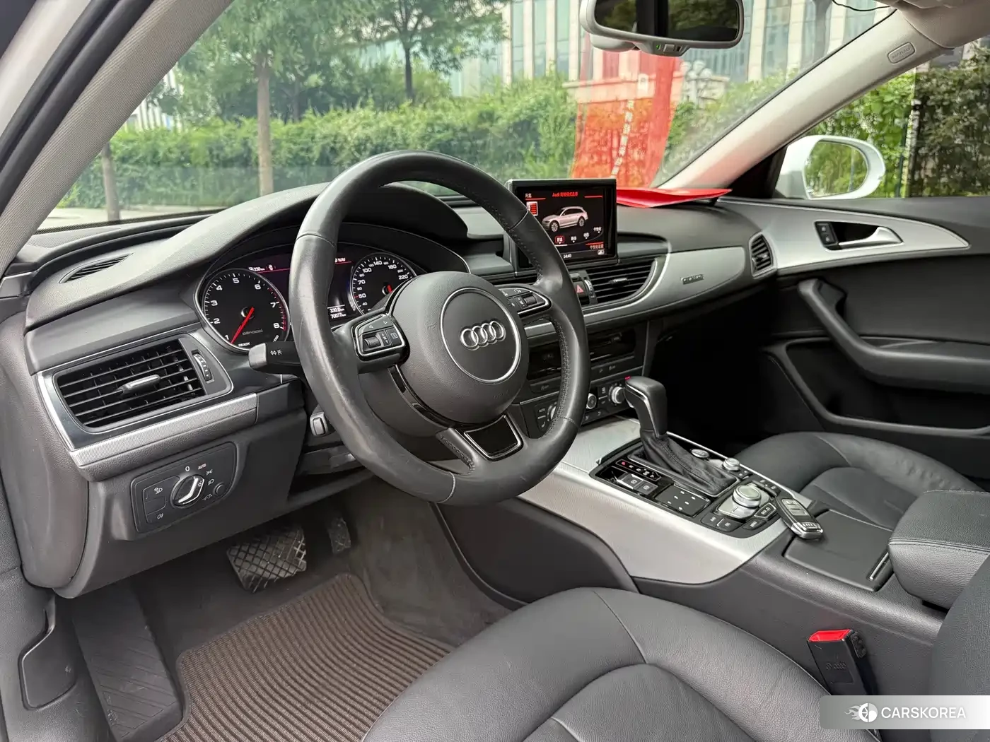 Audi A6 2018 Белый из Китая, фото 3