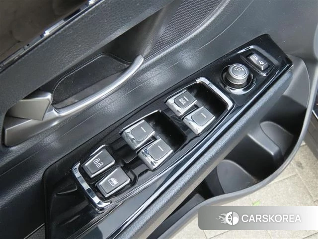 Ssangyong Beautiful Korando 2019 Черный из Кореи, фото 3