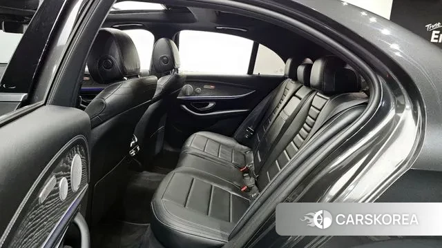 Mercedes-Benz E-Class W213 2020 Серый из Кореи, фото 3