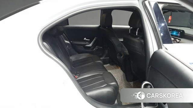 Mercedes-Benz A-Class W177 2021 Белый из Кореи, фото 3