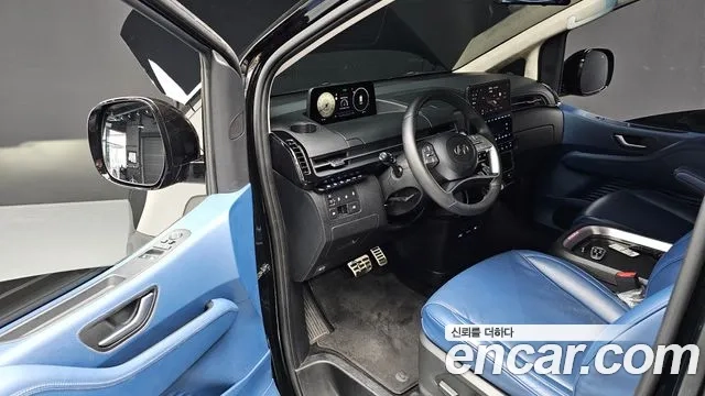 Hyundai Staria 2021 Черный из Кореи, фото 3