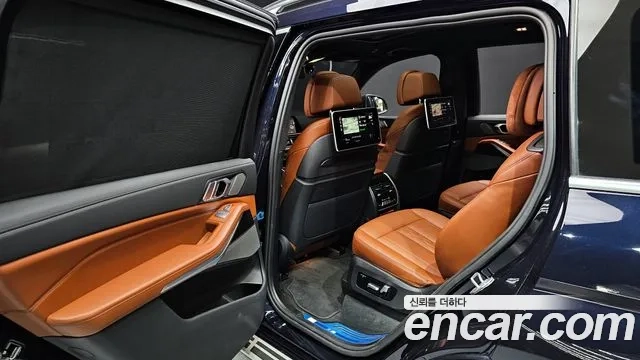 BMW X7 (G07) id 2879462 из Кореи 3