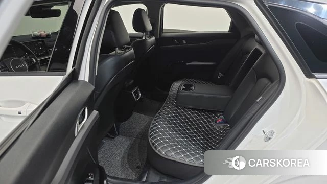 Kia The New K5 3rd generation 2025 Белый из Кореи, фото 3