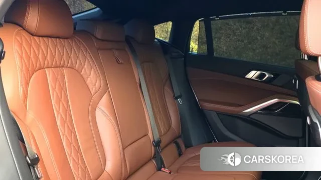 BMW X6 (G06) 2024 Белый из Кореи, фото 3