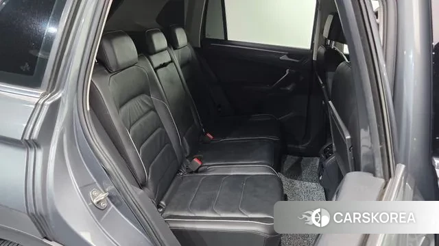 Volkswagen Tiguan second Generation 2019 Серый из Кореи, фото 3