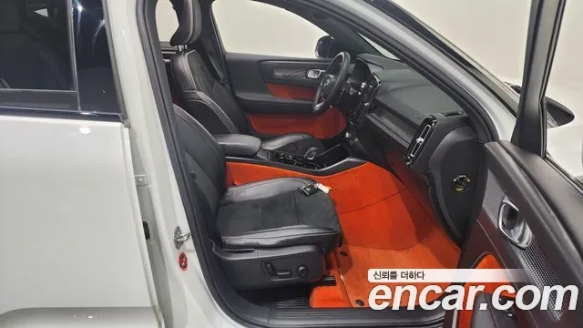 Volvo XC40 2019 Белый из Кореи, фото 3