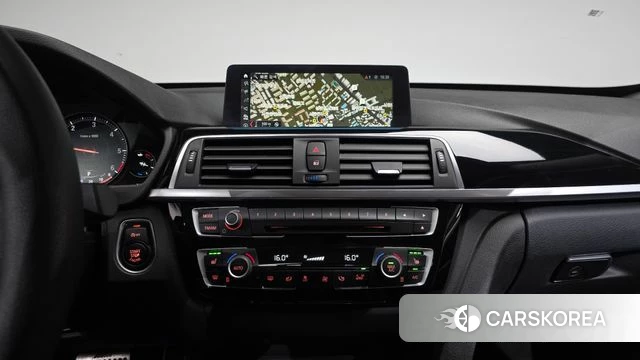 BMW 3 Series GT (F34) 2018 Серый из Кореи, фото 3