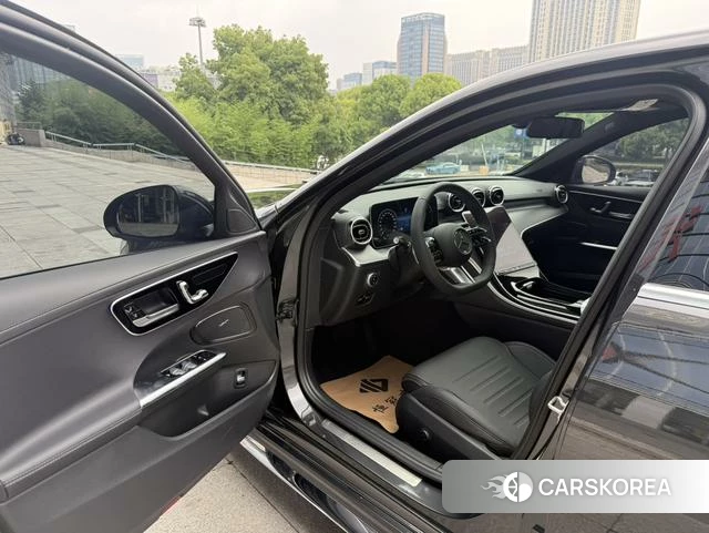 Mercedes-Benz Class C 2024 Темно-серый из Китая, фото 3