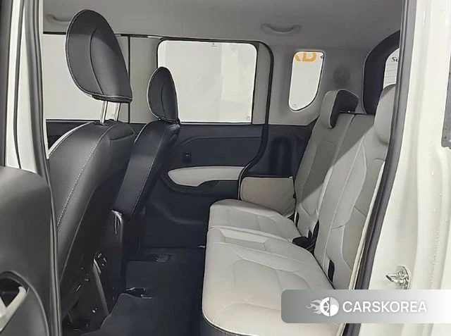 Kia The New Kia Ray EV 2023 Белый из Кореи, фото 3