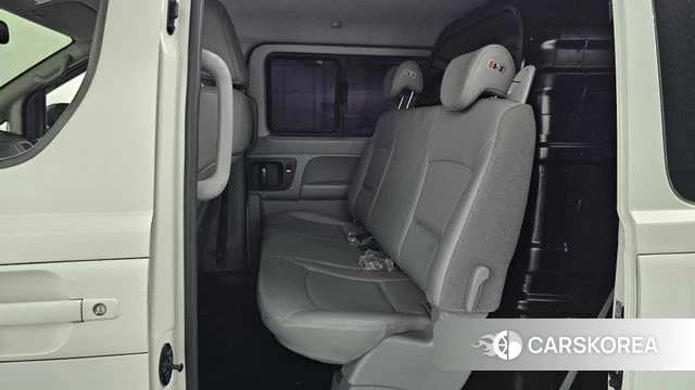 Hyundai The New Grand Starex 2018 Белый из Кореи, фото 3