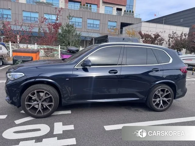 BMW X5 (G05) 2022 Черный из Кореи, фото 3
