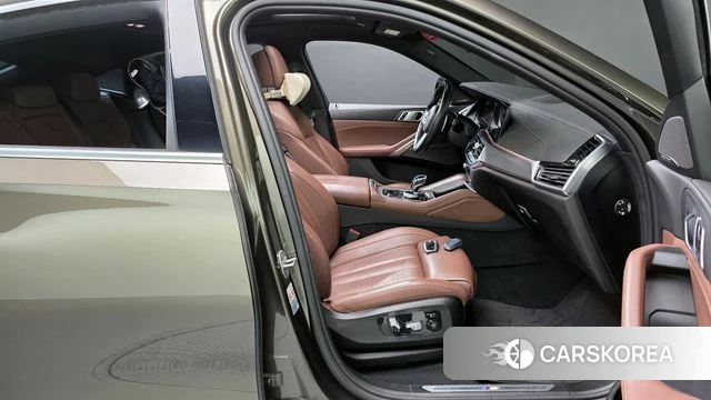 BMW X6 (G06) 2020 Песочный из Кореи, фото 3