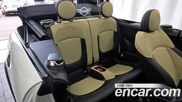 Mini Cooper S Convertible 2023 Белый из Кореи, фото 3