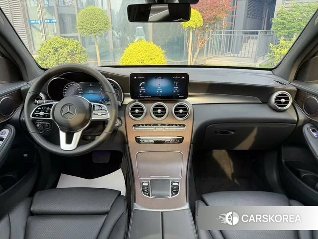Mercedes-Benz GLC 2022 Белый из Китая, фото 3