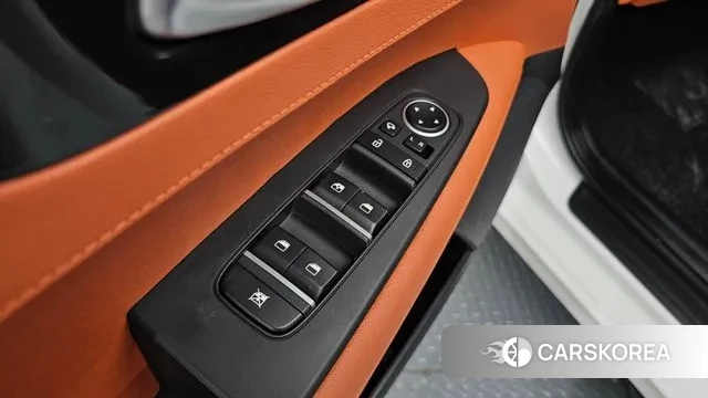 Kia The New K3 2nd generation 2023 Белый из Кореи, фото 3