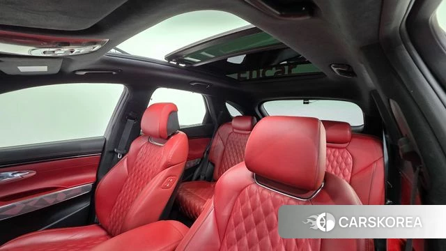 Genesis GV70 2022 Белый из Кореи, фото 3