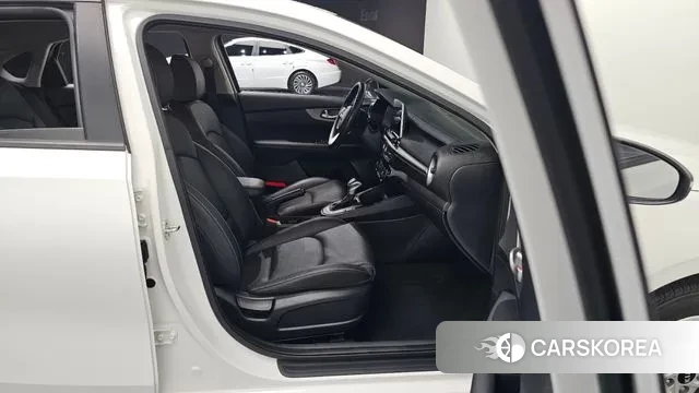 Kia Come New K3 2019 Белый из Кореи, фото 3