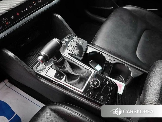 Kia Sportage 5th Generation 2022 Белый из Кореи, фото 3