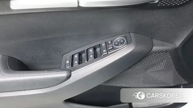 Kia The New Seltos 2023 Белый из Кореи, фото 3