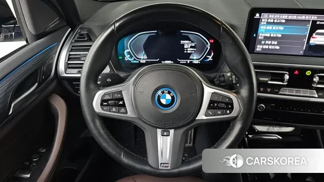 BMW iX3 2023 Белый из Кореи, фото 3