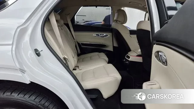 Genesis GV70 2022 Белый из Кореи, фото 3