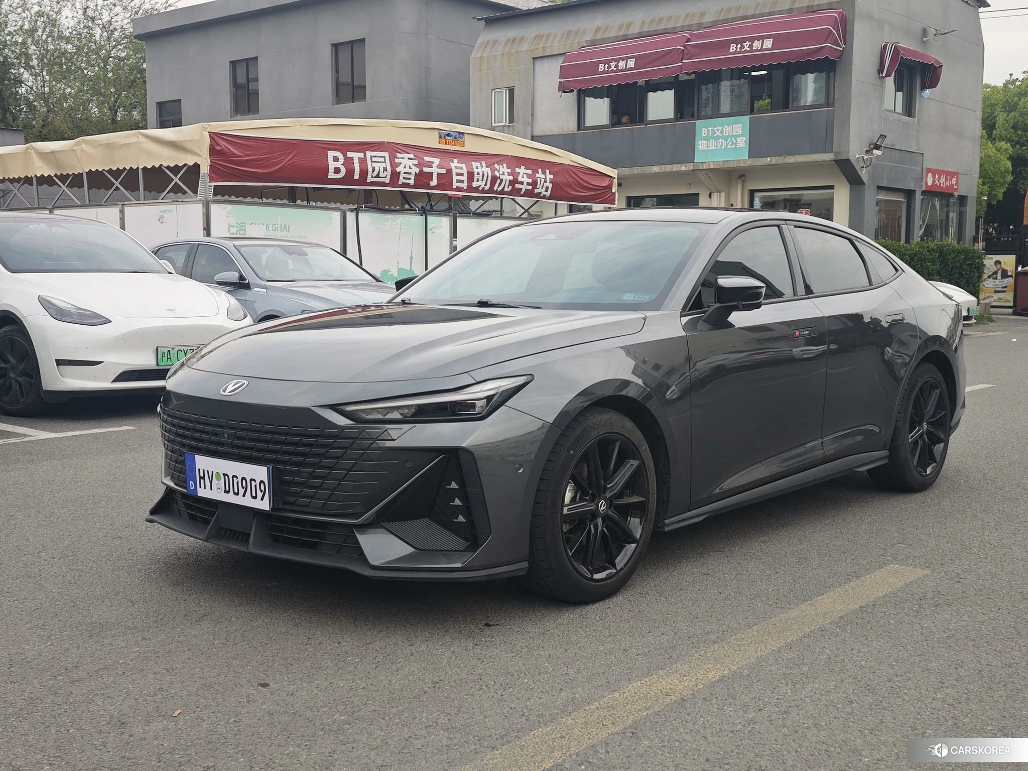 Chang'an UNI-V 2022 Темно-серый из Китая, фото 3