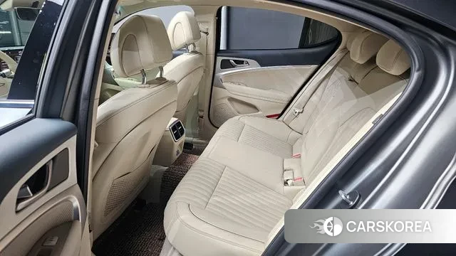 Genesis The New G70 2023 Черный из Кореи, фото 3