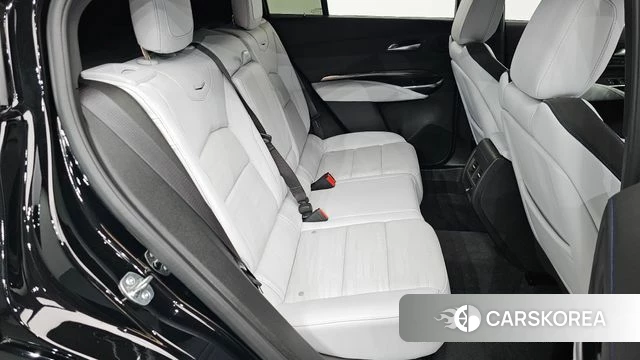Cadillac XT4 2024 Черный из Кореи, фото 3