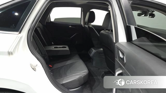 Volkswagen 7th Generation of Jetta 2023 Белый из Кореи, фото 3