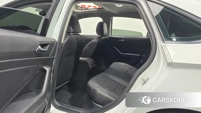 Volkswagen 7th Generation of Jetta 2020 Белый из Кореи, фото 3