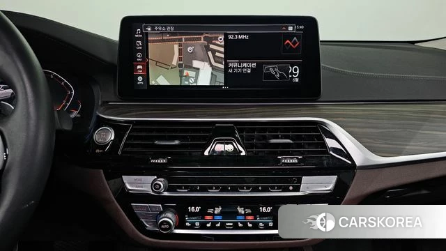 BMW 6 Series GT (G32) 2022 Белый из Кореи, фото 3