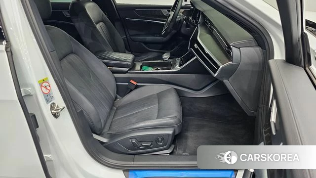 Audi A6 (C8) 2021 Белый из Кореи, фото 3