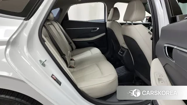 Hyundai Sonata (DN8) 2021 Белый из Кореи, фото 3