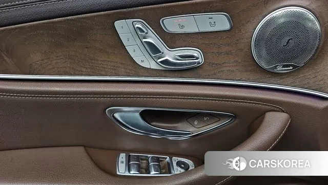 Mercedes-Benz E-Class W213 2018 Серый из Кореи, фото 3