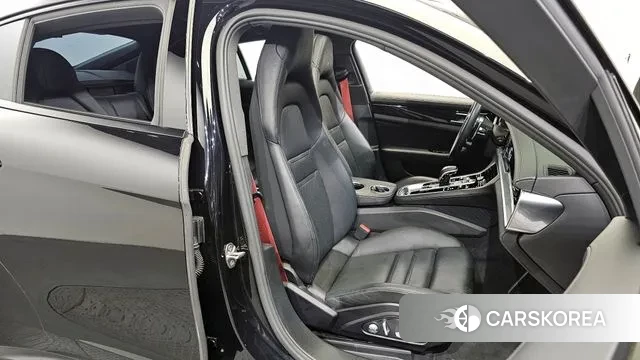 Porsche Panamera (971) 2019 Черный из Кореи, фото 3