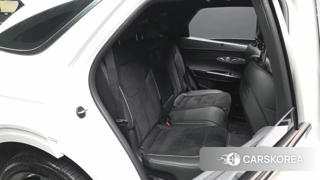 Genesis GV70 2023 Белый из Кореи, фото 3