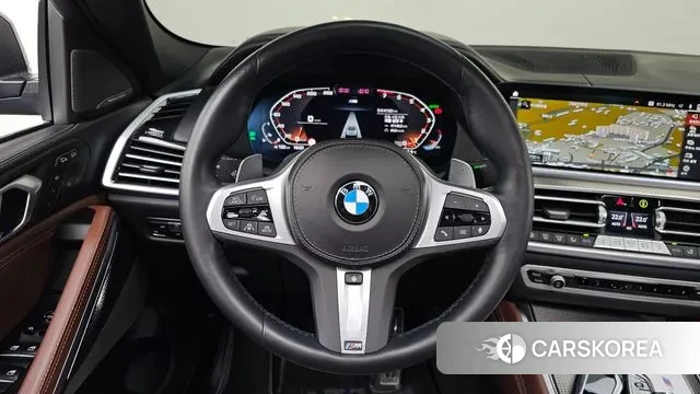 BMW X6 (G06) 2023 Золотой из Кореи, фото 3