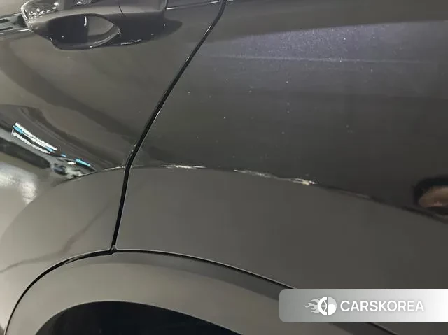 Volkswagen Tiguan Allspace 2023 Черный из Кореи, фото 3