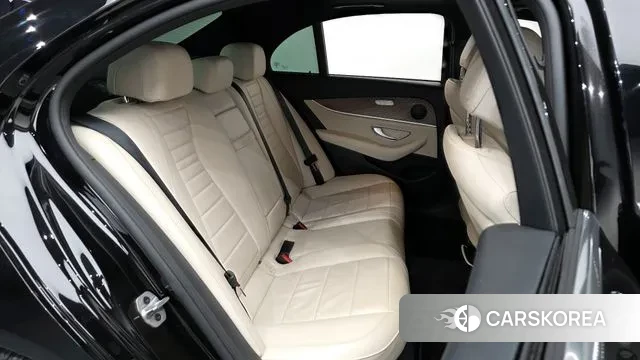 Mercedes-Benz E-Class W213 2022 Черный из Кореи, фото 3