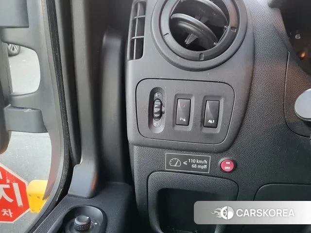 Renault Korea (Samsung) Master 2020 Желтый из Кореи, фото 3