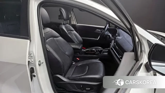 Kia Sportage 5th Generation Hybrid 2021 Белый из Кореи, фото 3