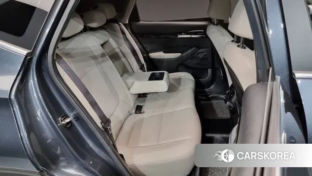 Kia Seltos 2021 Серый из Кореи, фото 3