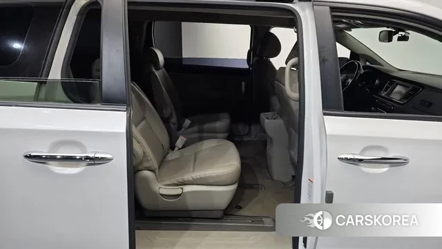 Kia The New Carnival 2020 Белый из Кореи, фото 3