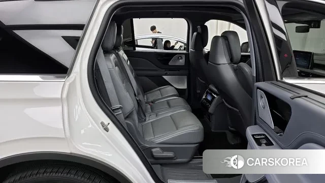 Lincoln Aviator 2nd generation 2021 Белый из Кореи, фото 3