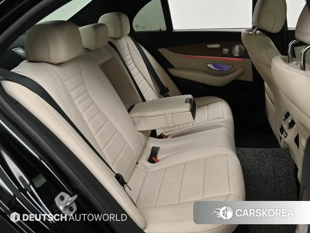 Mercedes-Benz E-Class W213 2021 Черный из Кореи, фото 3