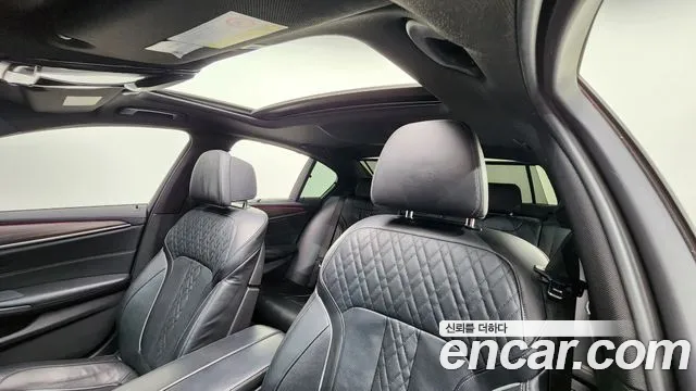 BMW 5 Series (G30) 2018 Черный из Кореи, фото 3